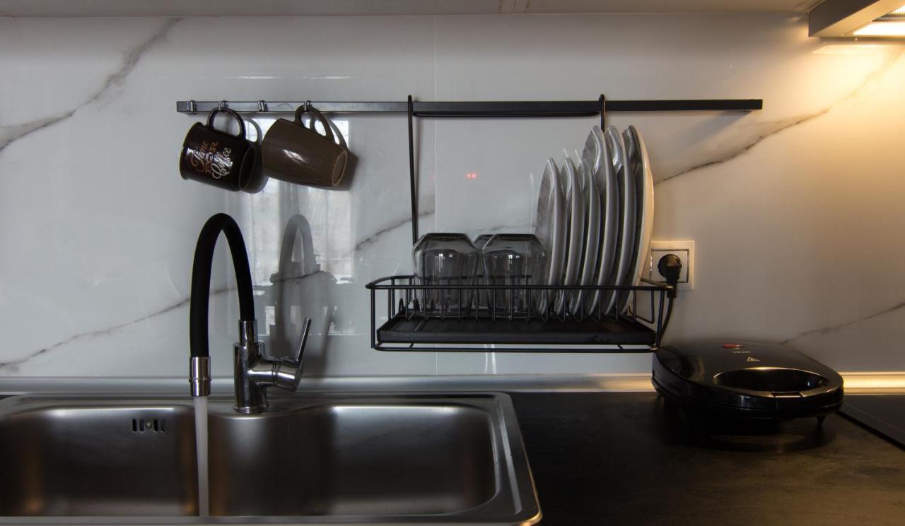 Luxury Suite 10' From The Center أثينا المظهر الخارجي الصورة